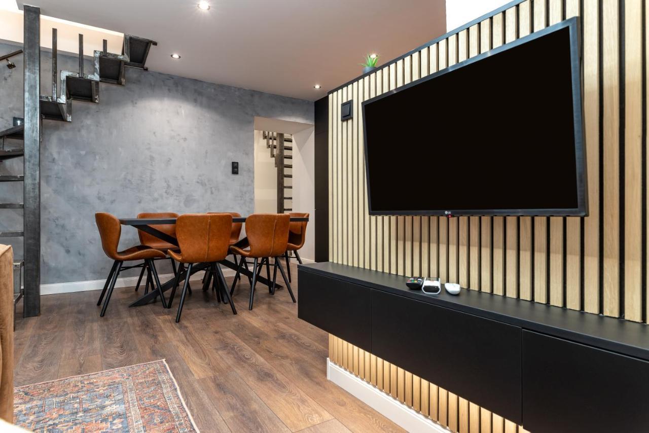 Downtown Luxury By Stlcz With 2 Bathrooms Будапеща Екстериор снимка
