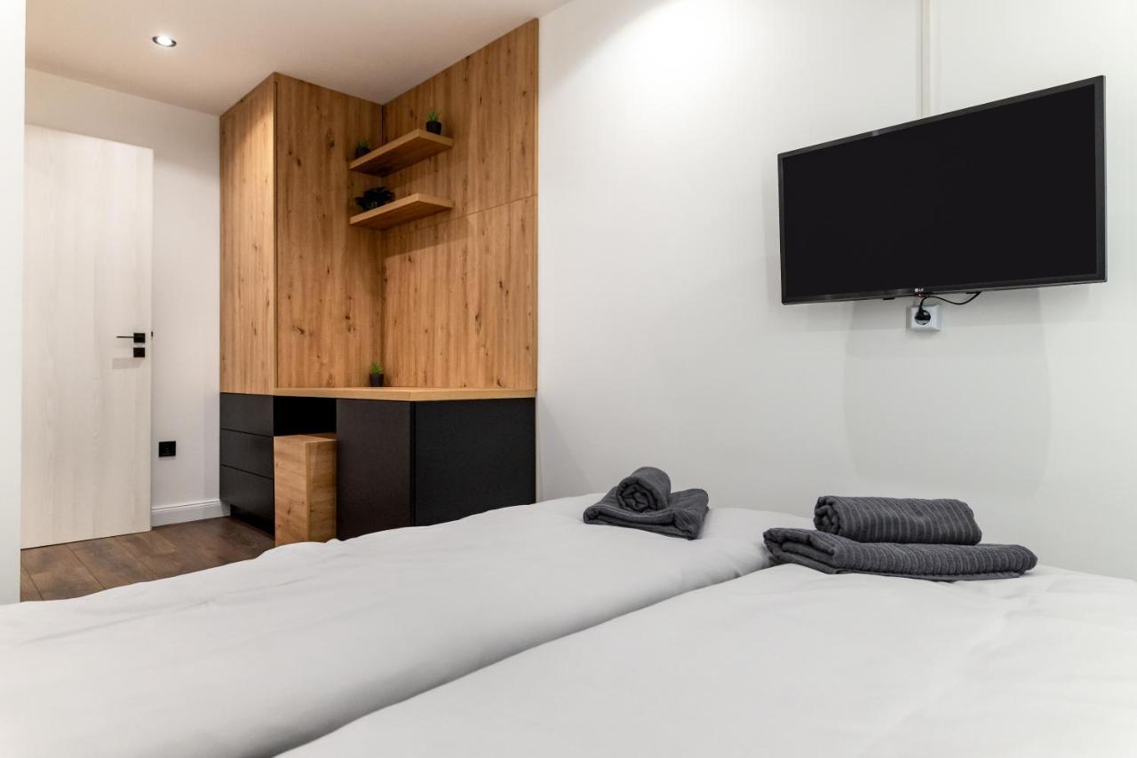 Downtown Luxury By Stlcz With 2 Bathrooms Будапеща Екстериор снимка