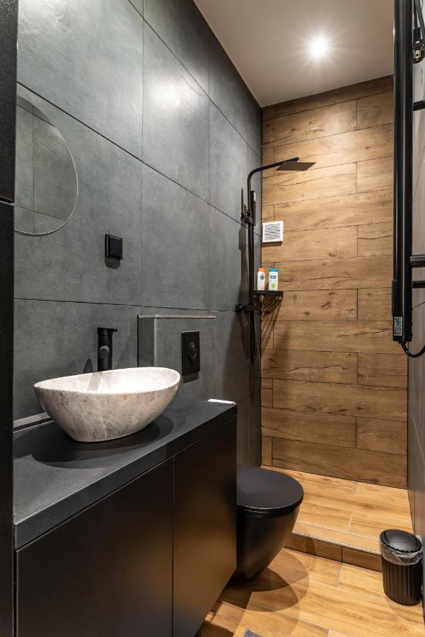Downtown Luxury By Stlcz With 2 Bathrooms Будапеща Екстериор снимка